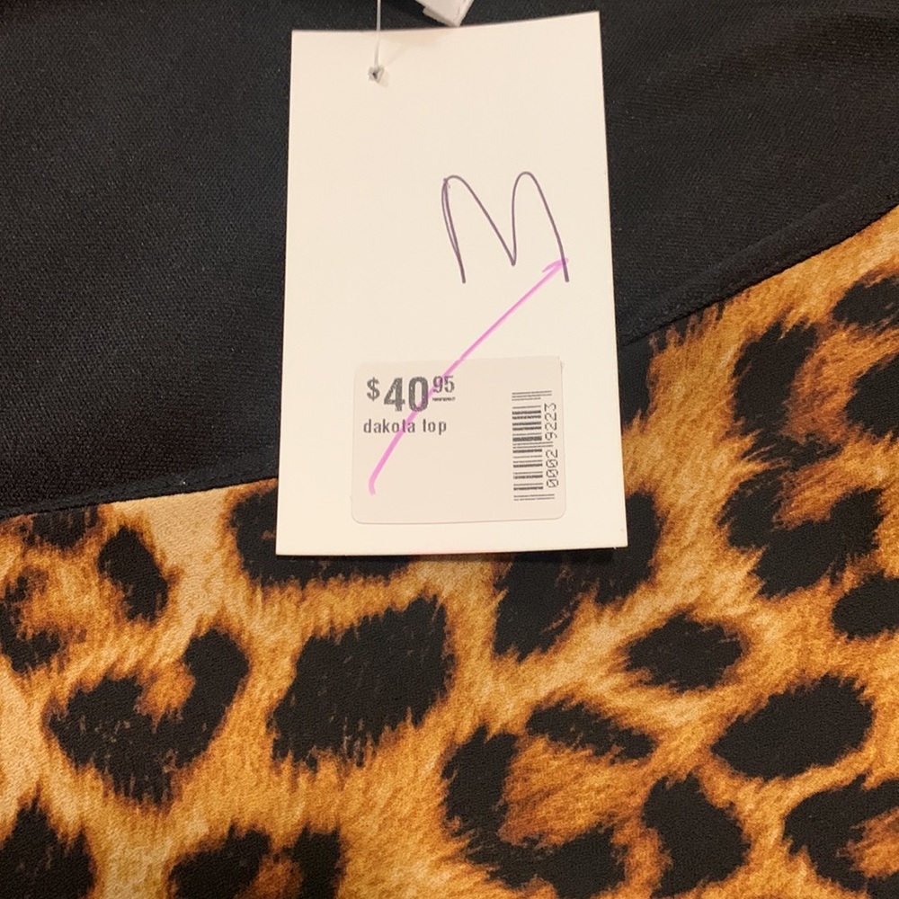 Leopard Print Top - Picture 4 of 4